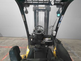 Carrello elevatore frontale a 4 ruote Yale GDP30VX - 8