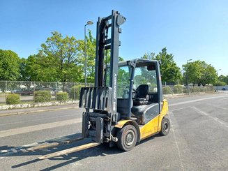 Carrello elevatore frontale a 4 ruote Jungheinrich TFG425500ZT