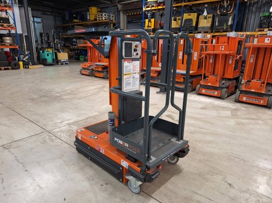 Navicella a gruppo di sollevamento verticale JLG POWER PICKER - 1