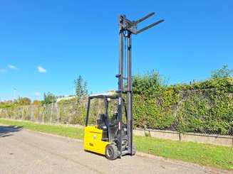 Carrello elevatore frontale a 3 ruote Yale ERP20 ATF - 7