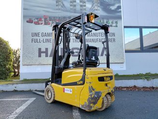 Carrelli elevatori elettrici Yale ERP16VT - 3