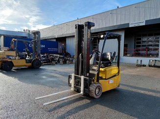Carrelli elevatori elettrici Yale ERP16VT - 9