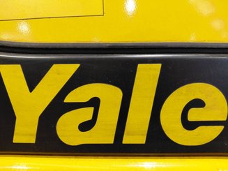 Carrello elevatore frontale a 4 ruote Yale GLP35VX - 9