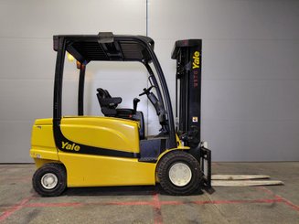 Carrelli elevatori elettrici Yale ERP35 VL - 5