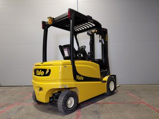 Carrelli elevatori elettrici Yale ERP35 VL - 4