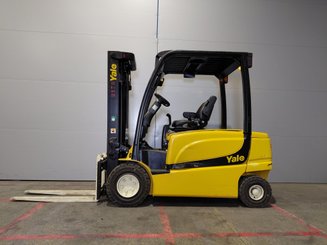 Carrelli elevatori elettrici Yale ERP35 VL - 2