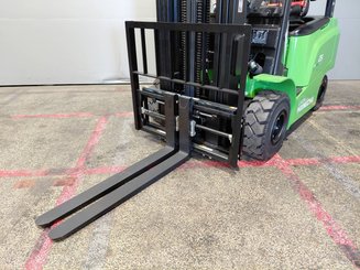 Carrello elevatore frontale a 4 ruote Hangcha AE25i (CPD25-AEY2-I)