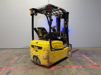 Carrello elevatore frontale a 3 ruote Yale ERP16VT SWB - 3