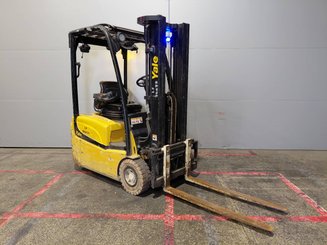 Carrello elevatore frontale a 3 ruote Yale ERP16VT SWB - 1