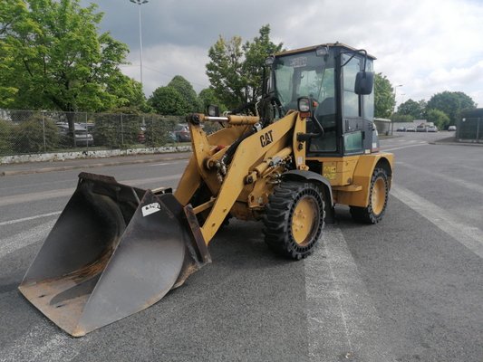 Caricatore articolato Caterpillar 904B - 1