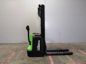 Stoccatori guida in accompagnamento Hangcha CDD16-XT1-SI