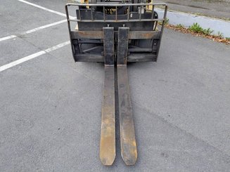 Carrello elevatore frontale a 4 ruote Caterpillar GC55K - 8
