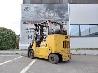 Carrello elevatore frontale a 4 ruote Caterpillar GC55K - 3