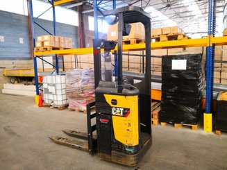 Stoccatori con pedana Caterpillar NSR12N