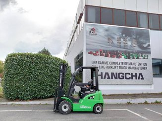 Carrello elevatore frontale a 4 ruote Hangcha XC25i