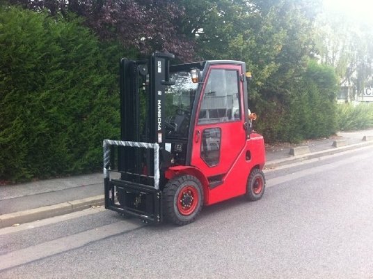 Carrello elevatore frontale a 4 ruote - XF25G