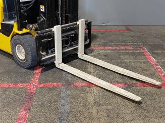 Carrelli elevatori elettrici Yale ERP13-15VC
