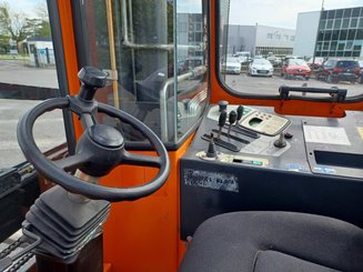 Carrello elevatore laterale multidirezionale Hubtex DQ40G
