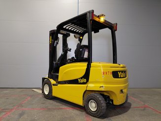Carrelli elevatori elettrici Yale ERP35 VL