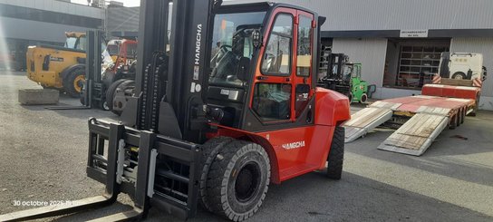 Carrello elevatore frontale a 4 ruote Hangcha XF70D (CPCD70-XW95G)
