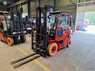 Carrello elevatore frontale a 4 ruote Hangcha XF25G-2