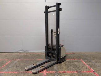 Stoccatori guida in accompagnamento Crown WF3000 - 2