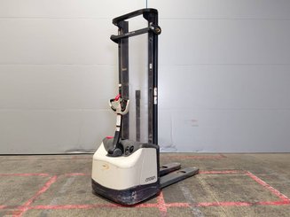 Stoccatori guida in accompagnamento Crown WF3000