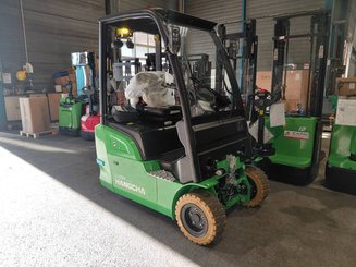 Carrello elevatore frontale a 3 ruote Hangcha XC3-20i (CPDS20-XCY2G-SI)