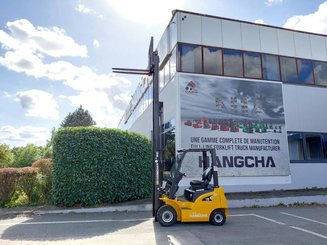 Carrello elevatore frontale a 4 ruote Hangcha XE18i