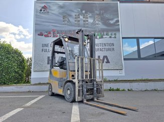 Carrello elevatore frontale a 4 ruote Yale GDP18VX - 1