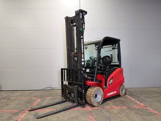 Carrello elevatore frontale a 4 ruote Hangcha A4W25