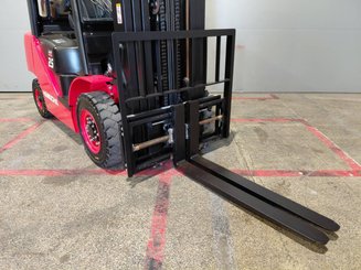 Carrello elevatore frontale a 4 ruote Hangcha XF25G