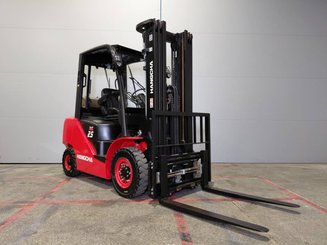 Carrello elevatore frontale a 4 ruote Hangcha XF25G