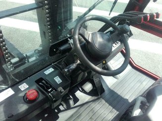 Carrello elevatore frontale a 4 ruote Hangcha XF120D