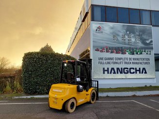 Carrelli elevatori elettrici Hangcha XE40Ci (CPD40-XEXY2-SI)
