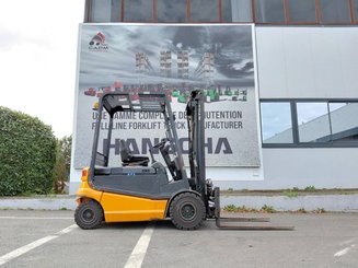 Carrello elevatore frontale a 4 ruote STILL R60-25