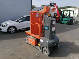 Navicella a gruppo di sollevamento verticale JLG TOUCAN DUO