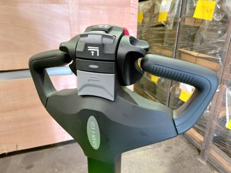 Stoccatori guida in accompagnamento Hangcha CDD16-XT1-SI - 2