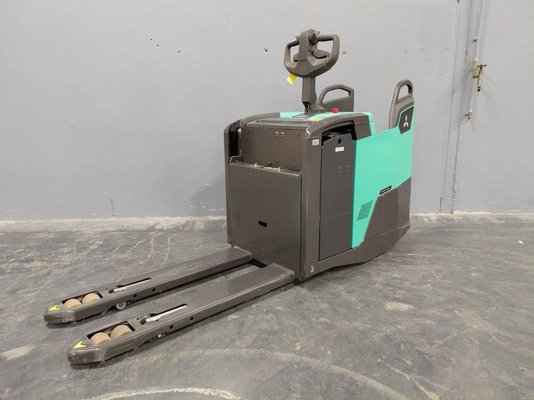 Transpallet con pedana Mitsubishi PBF25N3R MITSUBISHI - 1