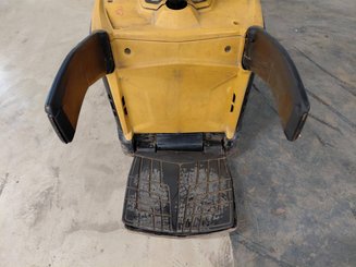 Transpallet con pedana Caterpillar NPV20N2