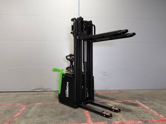 Stoccatori con piattaforma Hangcha CDD20-XT1S-Si