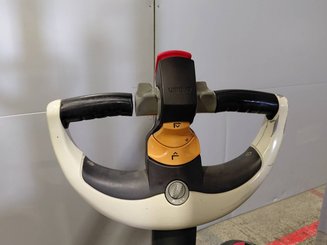 Stoccatori guida in accompagnamento Crown WF3000