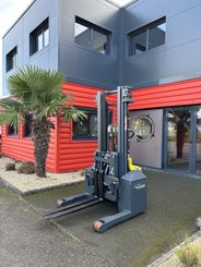 Accatastatore multidirezionale AMLIFT COMBI WR4 1500 - 1