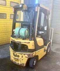 Carrello elevatore frontale a 4 ruote Yale GLP18VX
