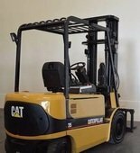 Carrello elevatore frontale a 4 ruote Caterpillar EP35K - 1