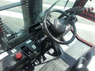 Carrello elevatore frontale a 4 ruote Hangcha XF120D