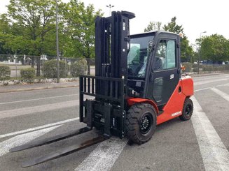 Carrello elevatore frontale a 4 ruote Hangcha XF50G