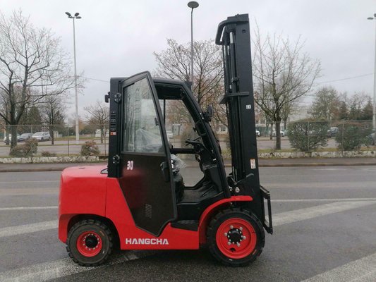 Carrello elevatore frontale a 4 ruote - XF30D