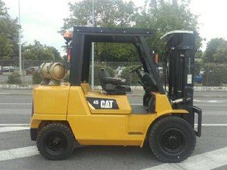 Carrello elevatore frontale a 4 ruote Caterpillar GP45K