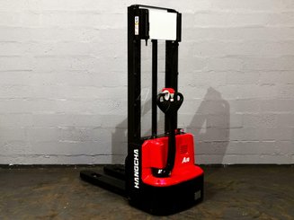 Stoccatori guida in accompagnamento Hangcha CDD10-AMC1-SZ